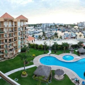 Vive frente a la Marina en Mazatlán: Departamento Portofino en Renta