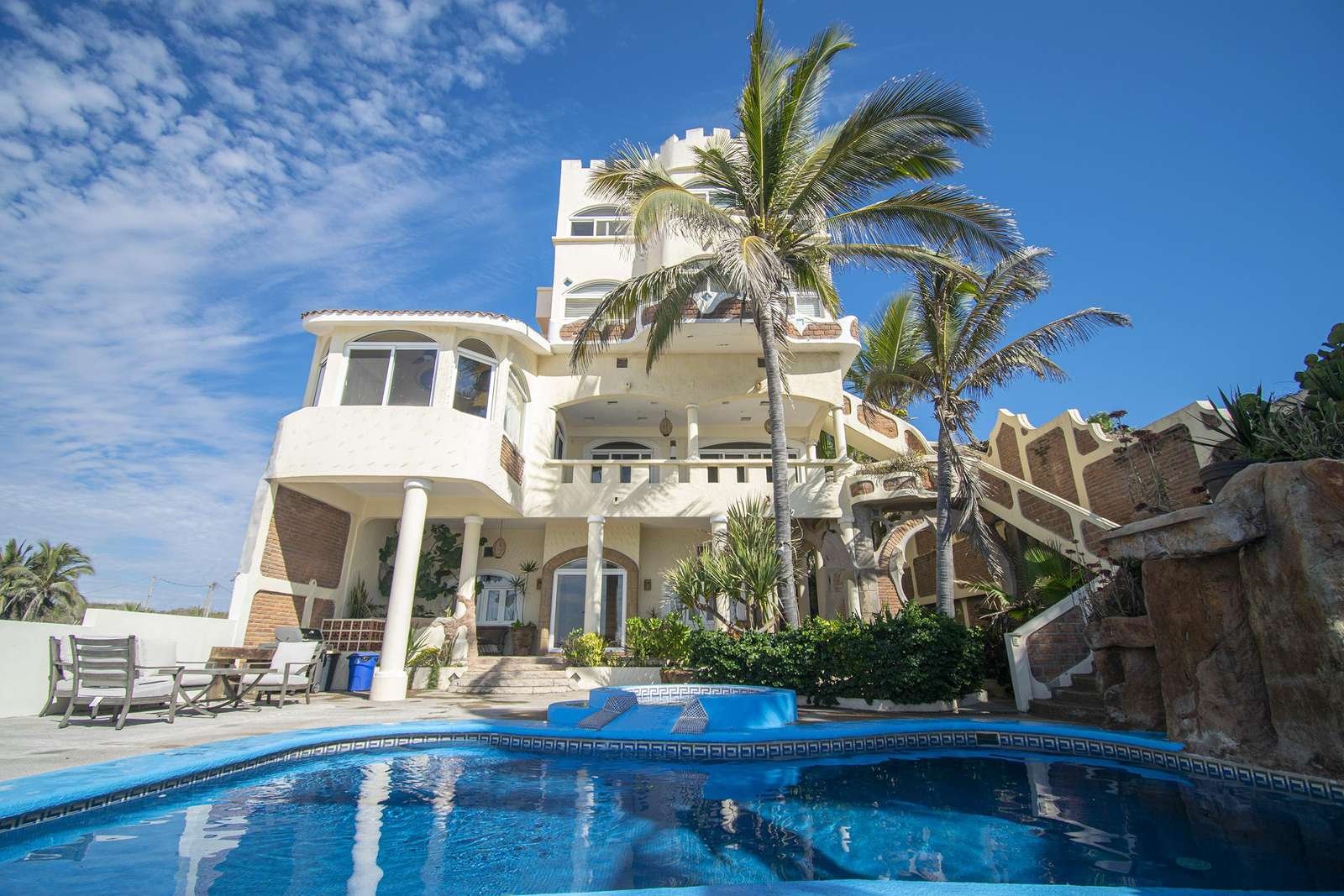 WhatsApp Image 2025-11-25 at 9.40.04 AM