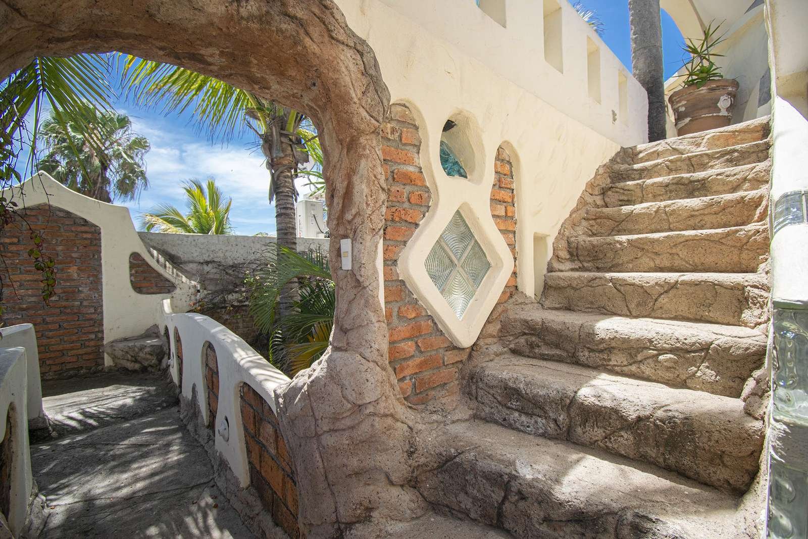 WhatsApp Image 2025-11-25 at 9.40.34 AM (1)