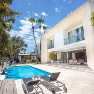 Residencia de Lujo Frente al Campo de Golf en El Cid